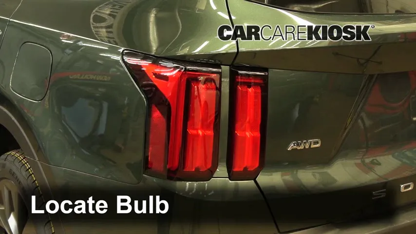 2021 Kia Sorento SX 2.5L 4 Cyl. Turbo Lights Turn Signal - Rear (replace bulb)